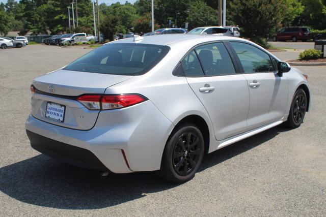 Photo of 2024 Classic Silver Me Toyota Corolla