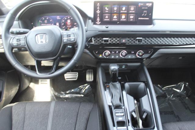 Photo of 2025 White Honda Accord Hybrid