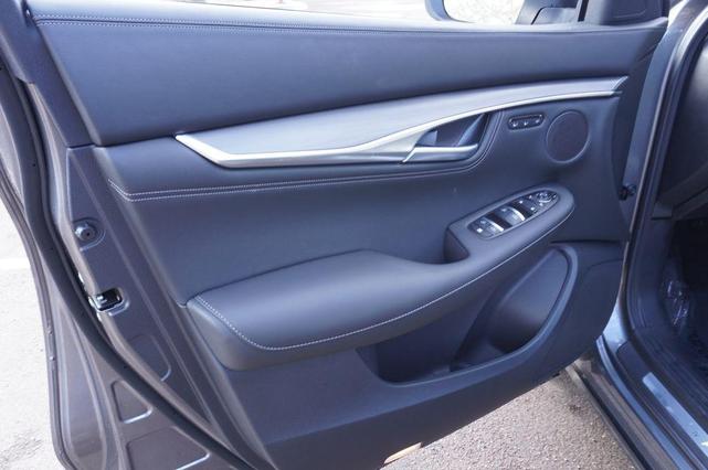 Photo of 2025 Graphite Shadow INFINITI QX55