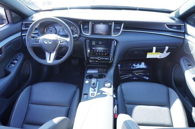 Photo of 2025 Black Obsidian INFINITI QX55