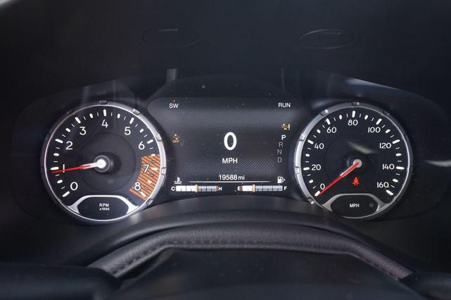 Photo of 2022 Black Clearcoat Jeep Renegade