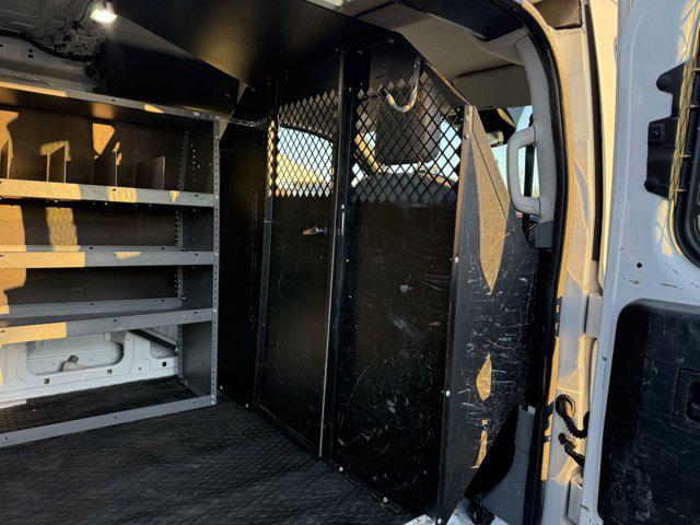 Photo of 2018 Oxford White Ford Transit-250