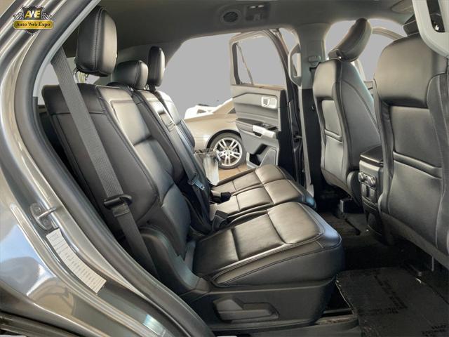 Photo of 2023 Carbonized Gray Metallic Ford Explorer