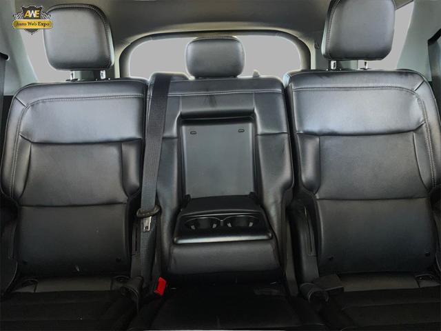 Photo of 2023 Carbonized Gray Metallic Ford Explorer