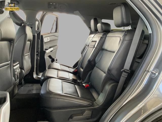 Photo of 2023 Carbonized Gray Metallic Ford Explorer