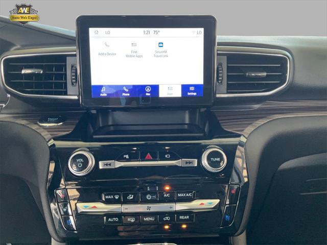 Photo of 2023 Carbonized Gray Metallic Ford Explorer