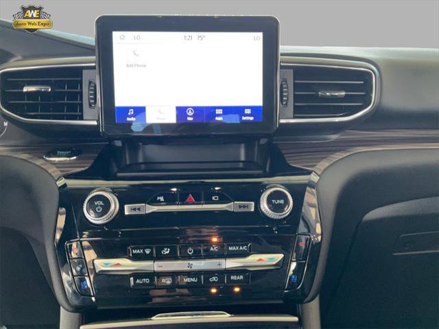Photo of 2023 Carbonized Gray Metallic Ford Explorer