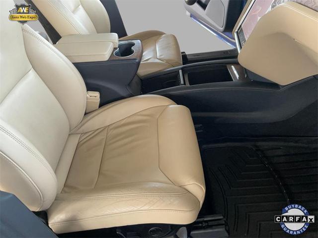 Photo of 2017 Deep Blue Metallic Tesla Model X