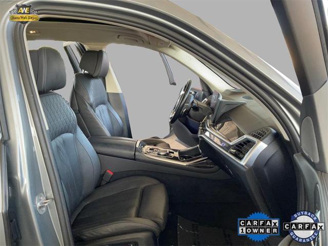 Photo of 2024 Skyscraper Gray Metallic BMW X7