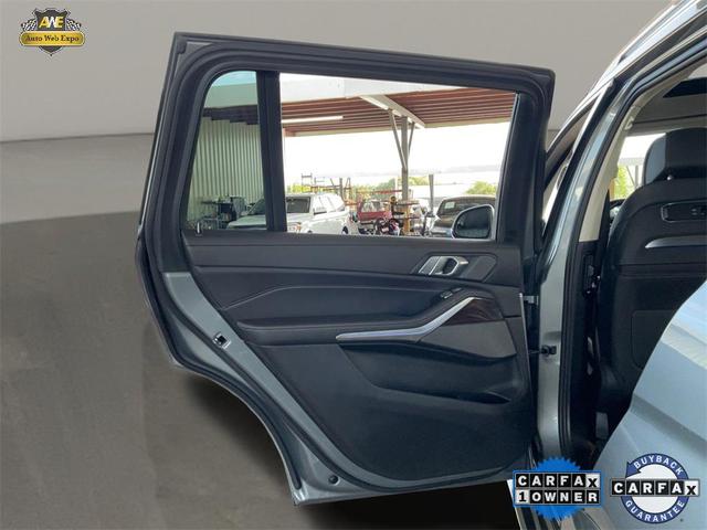 Photo of 2024 Skyscraper Gray Metallic BMW X7
