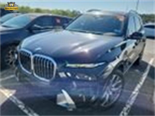 2023 BMW X7