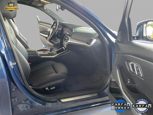 Photo of 2022 Phytonic Blue Metallic BMW 330