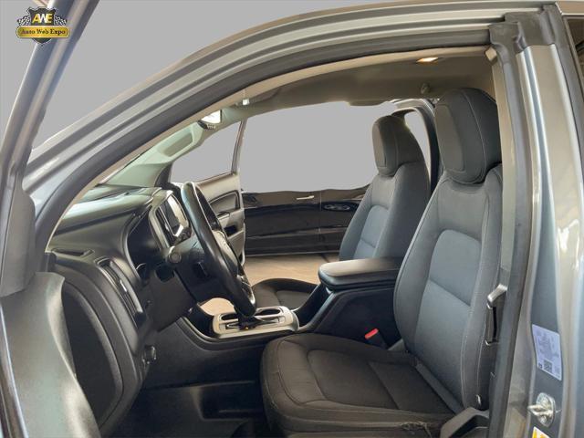 Photo of 2022 Satin Steel Metallic Chevrolet Colorado
