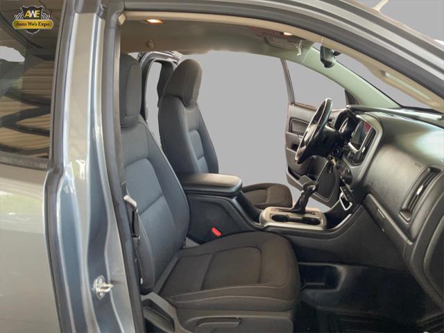 Photo of 2022 Satin Steel Metallic Chevrolet Colorado