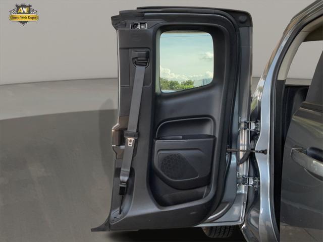 Photo of 2022 Satin Steel Metallic Chevrolet Colorado