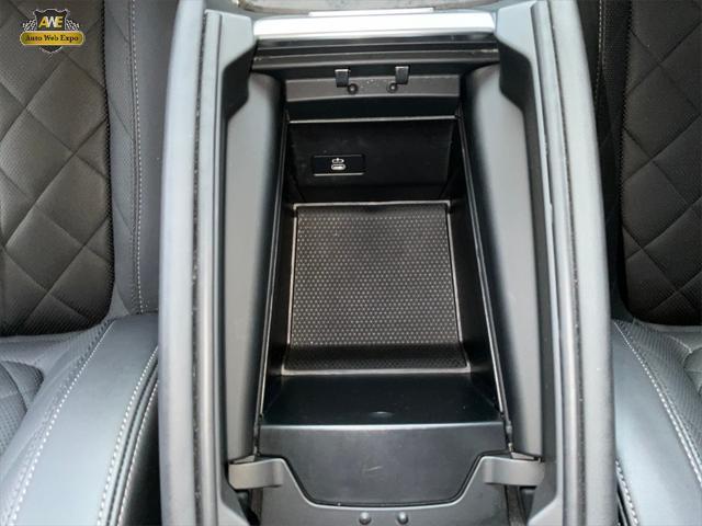 Photo of 2024 Black Sapphire Metallic BMW X5