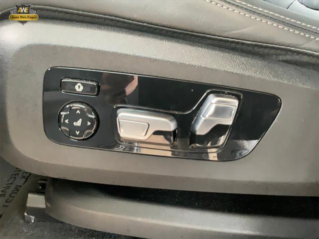 Photo of 2024 Black Sapphire Metallic BMW X5