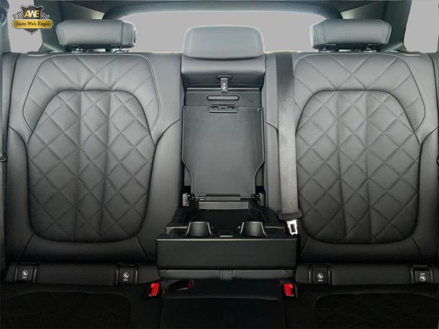 Photo of 2024 Black Sapphire Metallic BMW X5