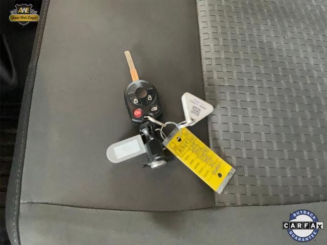 Photo of 2018 Blue Ford Transit-350