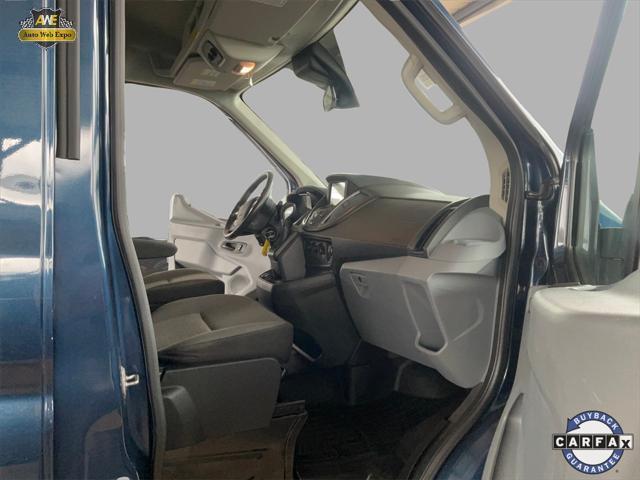 Photo of 2018 Blue Ford Transit-350