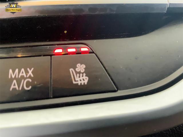 Photo of 2022 Mineral White Metallic BMW X7