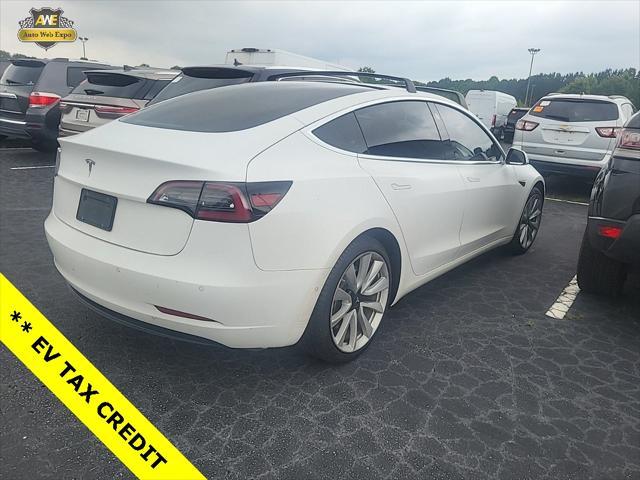 Photo of 2020 Pearl White Multi-Coat Tesla Model 3