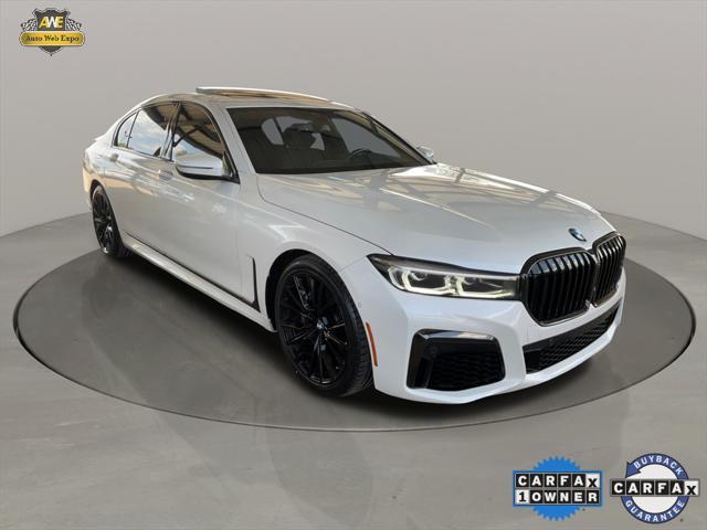 2022 BMW 740