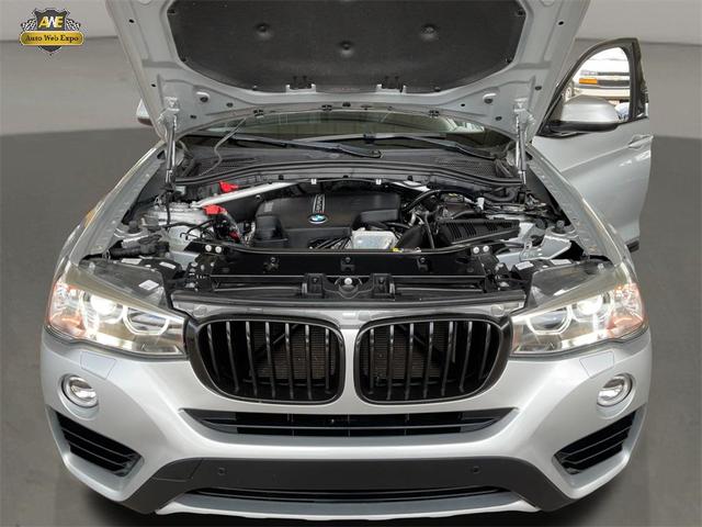 Photo of 2018 Glacier Silver Metallic BMW X4