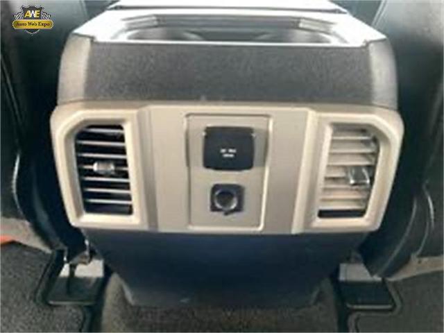 Photo of 2017 White Ford F-250