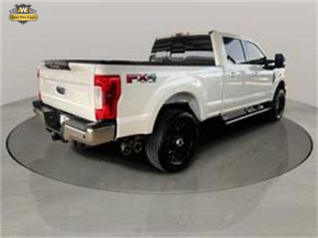 Photo of 2017 White Ford F-250