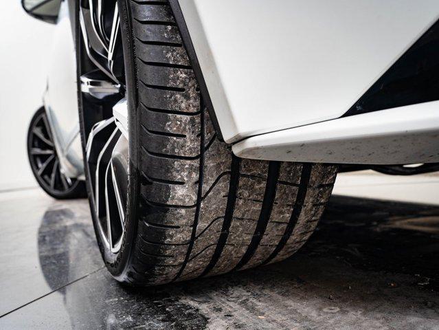 Photo of 2022 Fuji White Jaguar F-TYPE