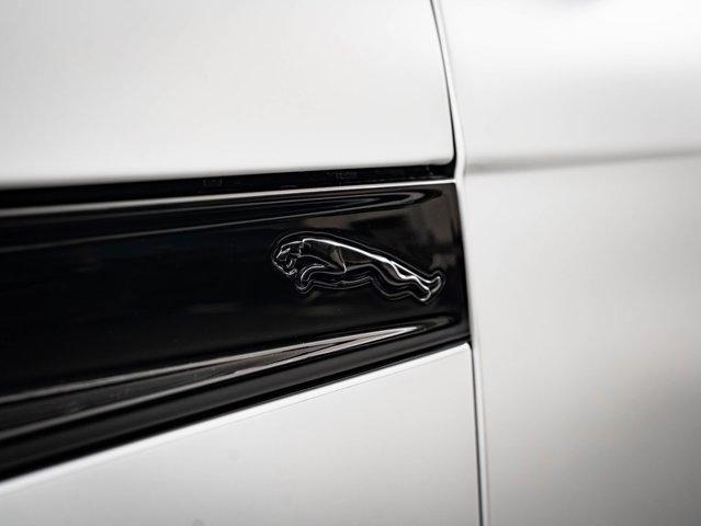 Photo of 2022 Fuji White Jaguar F-TYPE