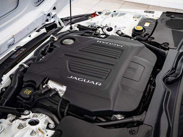Photo of 2022 Fuji White Jaguar F-TYPE
