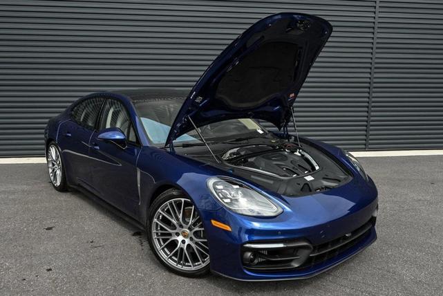 Photo of 2023 Gentian Blue Metallic Porsche Panamera