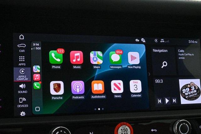 Photo of 2025 Black Porsche Macan