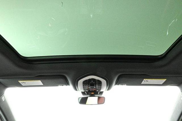 Photo of 2025 Black Porsche Macan