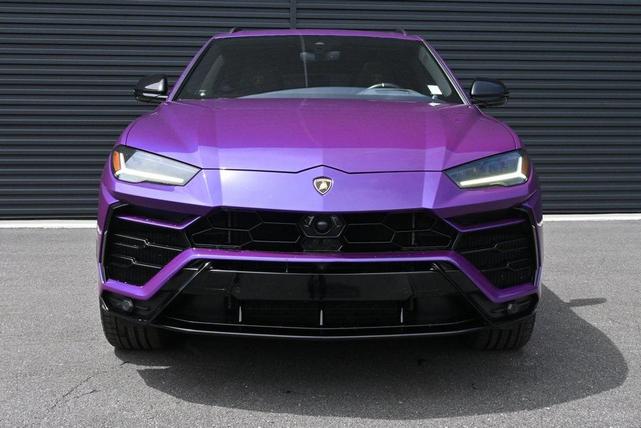 Photo of 2022 Purple Lamborghini Urus