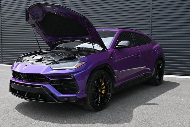 Photo of 2022 Purple Lamborghini Urus