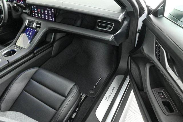 Photo of 2025 Gray Porsche Taycan