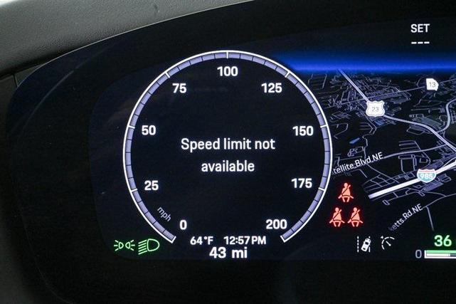 Photo of 2025 Dolomite Silver Metallic Porsche Panamera E-Hybrid