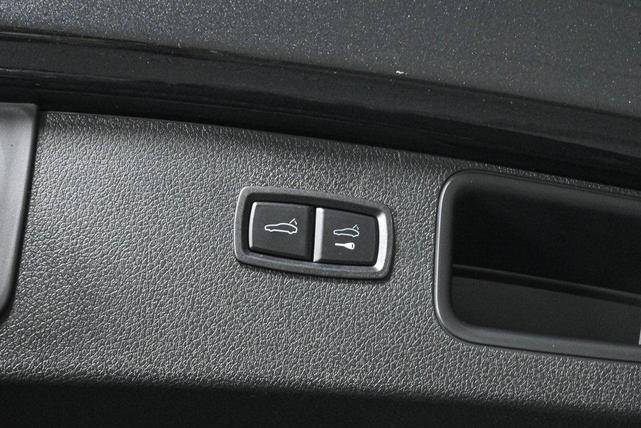 Photo of 2024 Volcano Grey Metallic Porsche Macan