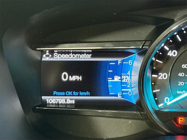 Photo of 2017 White Platinum Metallic Tri-Coat Ford Explorer
