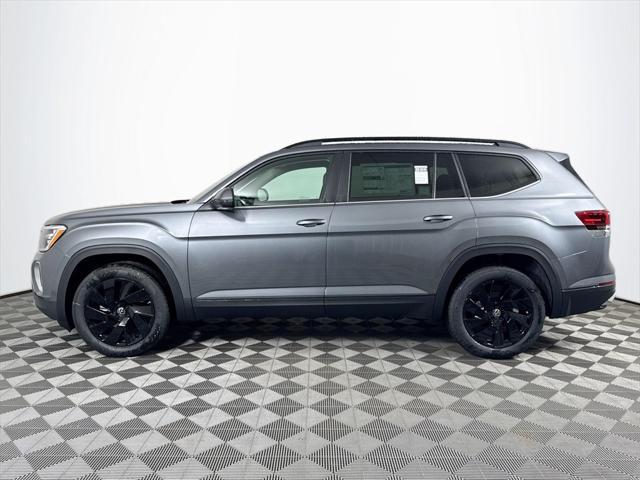 Photo of 2025 Platinum Volkswagen Atlas