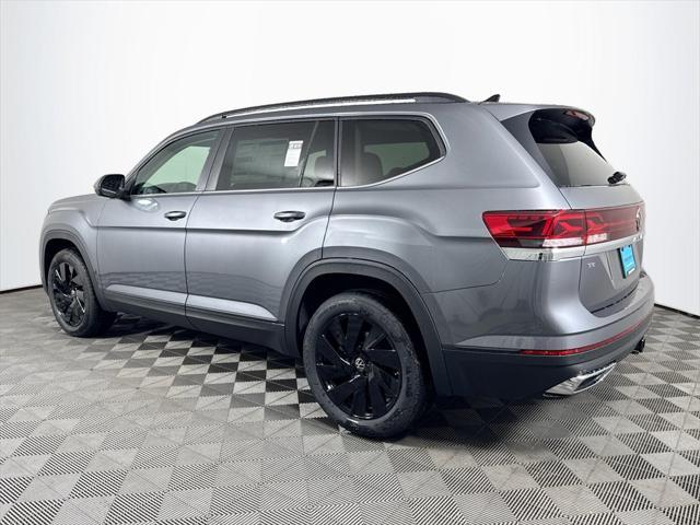 Photo of 2025 Platinum Volkswagen Atlas