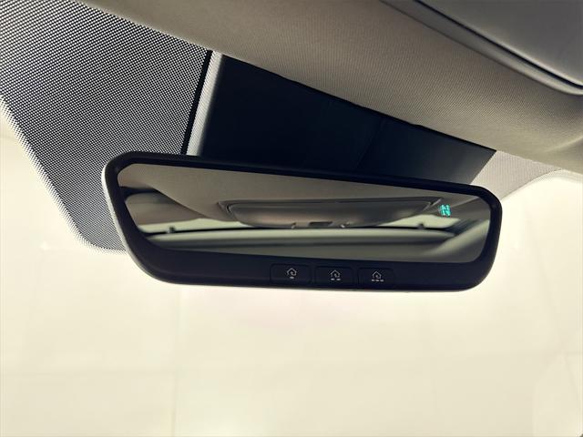 Photo of 2022 Ebony Black Kia Telluride