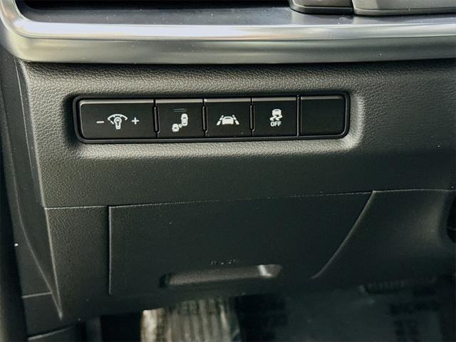 Photo of 2022 Ebony Black Kia Telluride