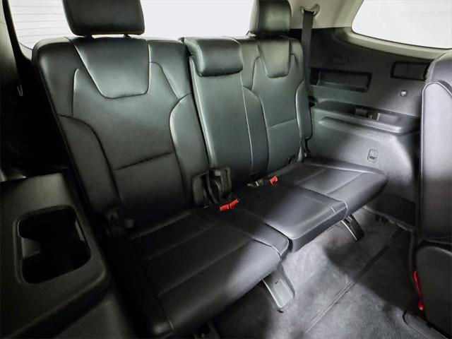 Photo of 2022 Ebony Black Kia Telluride