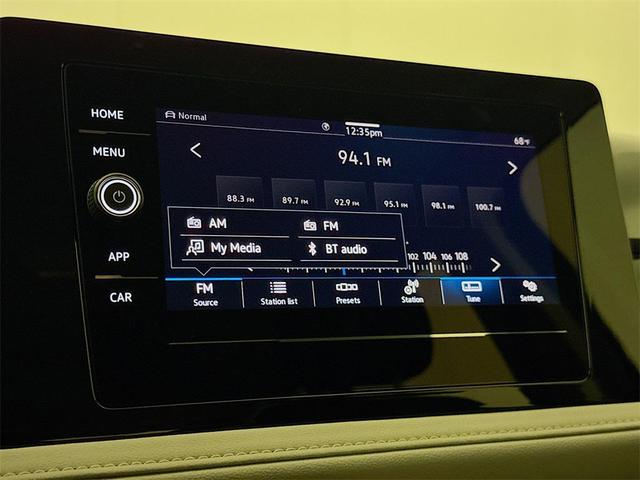 Photo of 2025 Deep Black Pearl Volkswagen Taos