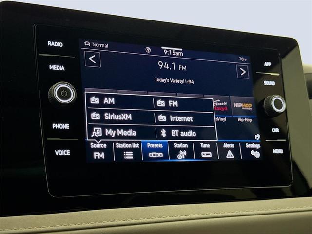 Photo of 2025 Platinum Volkswagen Taos