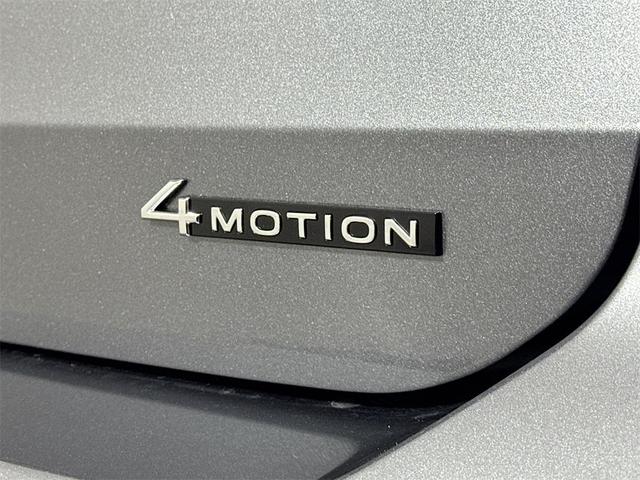Photo of 2025 Platinum Volkswagen Taos